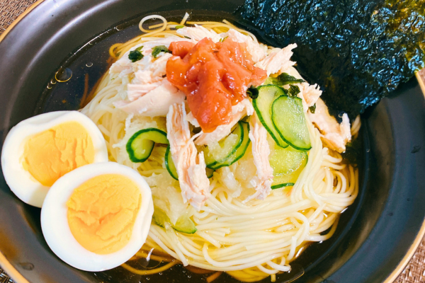 鶏むねおろしそうめん