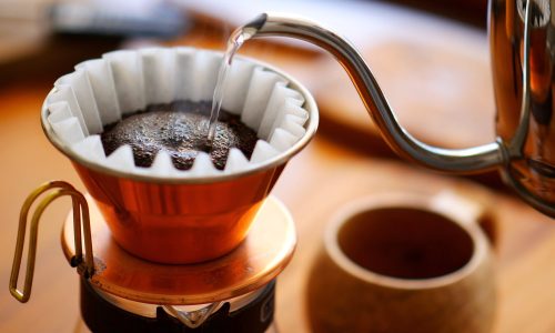 コーヒーの味を決める「水」の選び方──おいしい一杯のためにできること